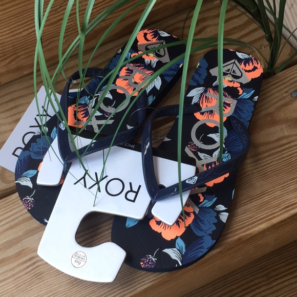 Roxy Shoes - Restock🌴Roxy Flip Flops🌴ships next day